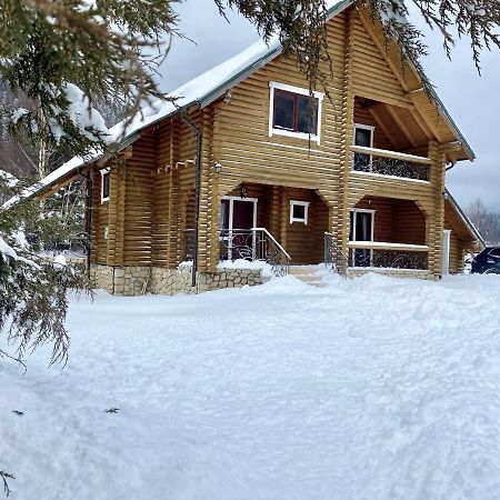 Chalet Four Seasons Villa Tatariv Ngoại thất bức ảnh