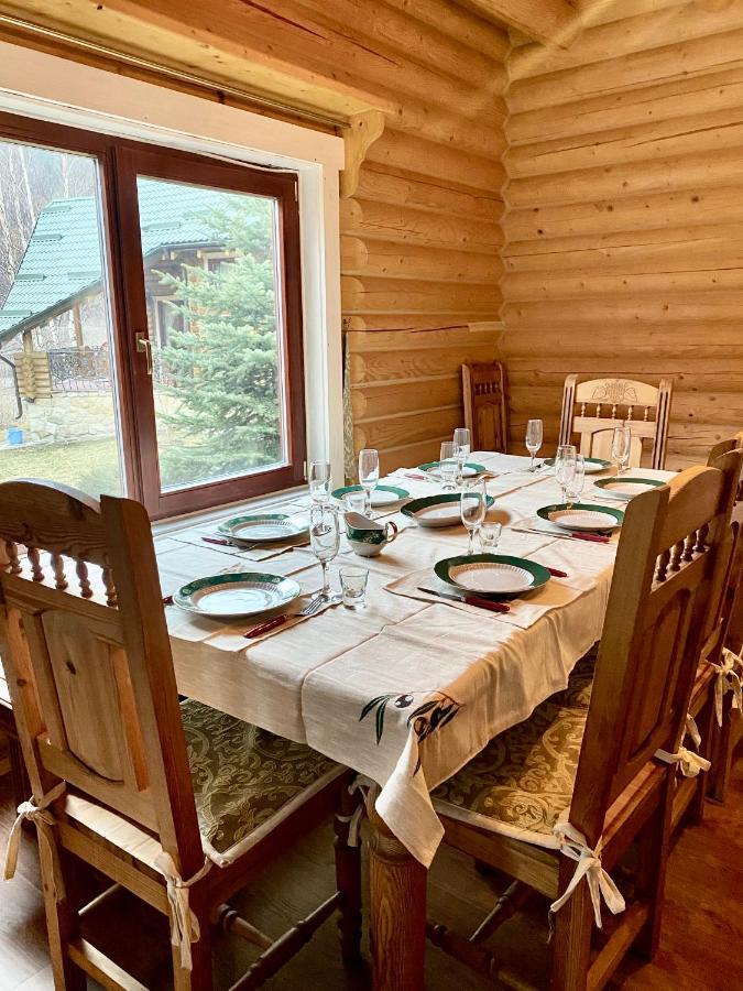 Chalet Four Seasons Villa Tatariv Ngoại thất bức ảnh